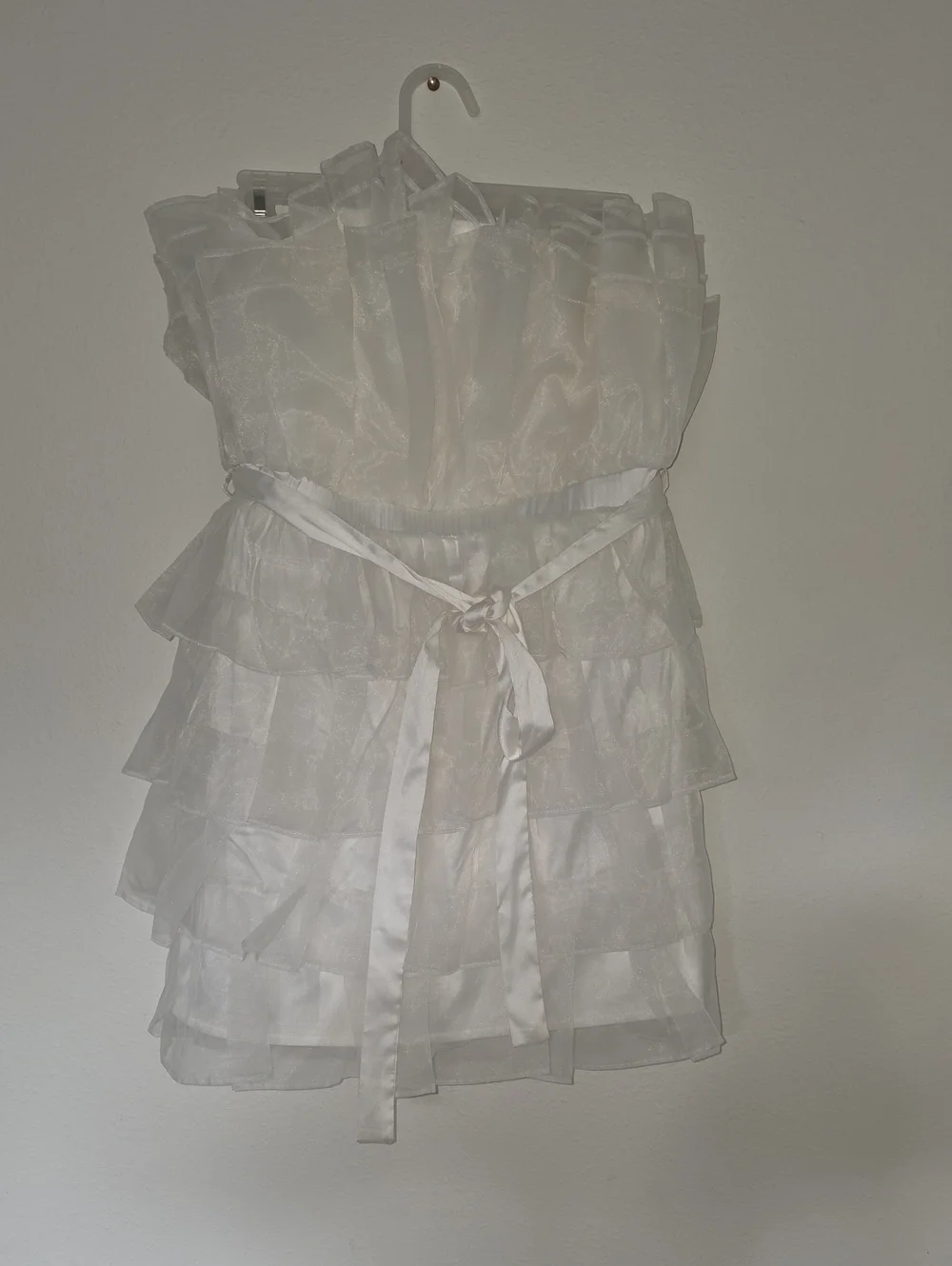 Woman White Ruffle Party Dress with Satin Sash